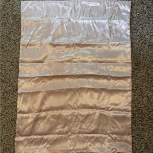 Kitsch Shimmering Satin in Soft Pink